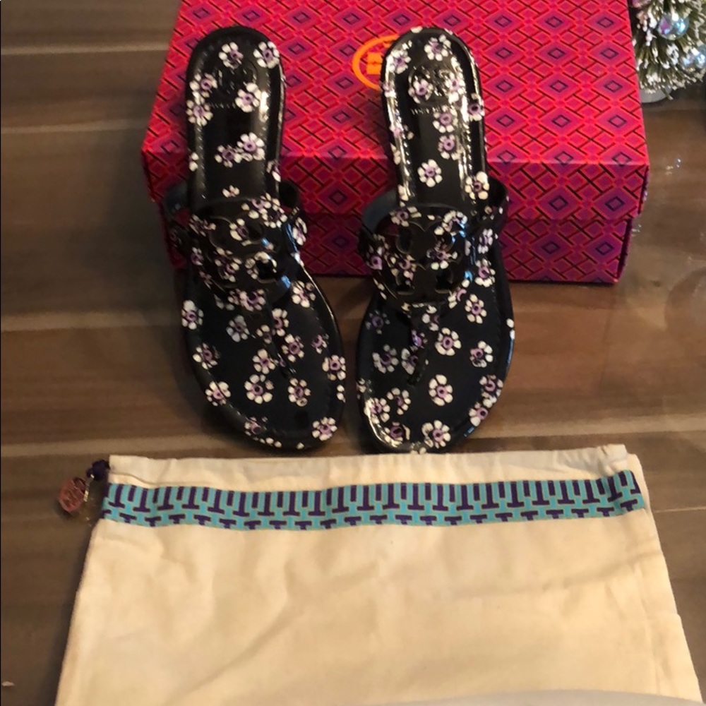 Tory Burch Miller New with Box